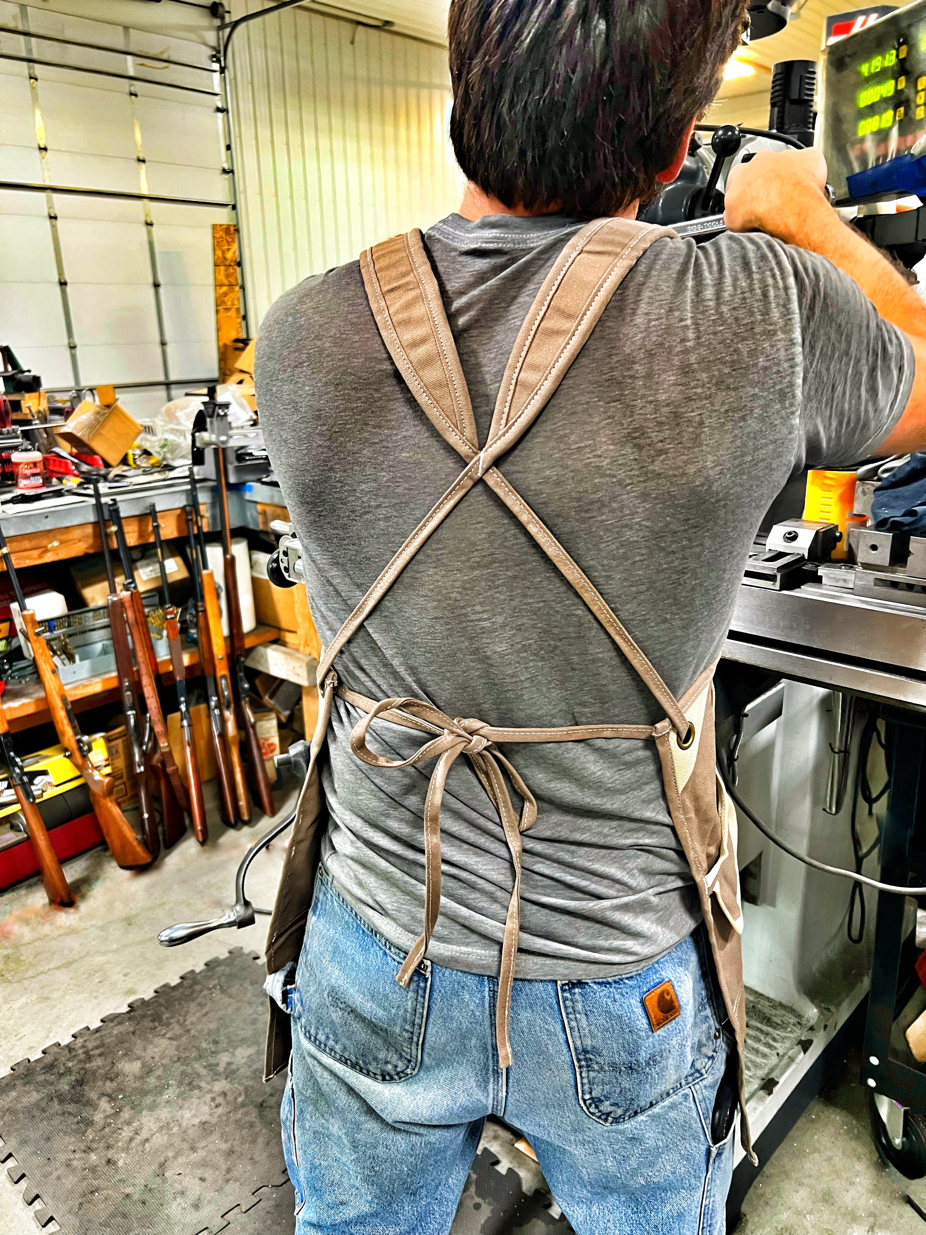 Skinner Craftsman Apron - Image 5
