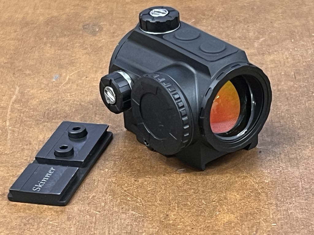 Skinner Optics Red Dot SKO-121-RDO and Mounts - Image 6
